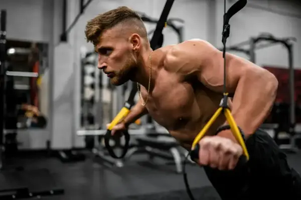 Maltodekstryna w sporcie - Kiedy ma sens i jak jej używać?
