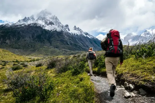 Trekking - Co to jest i jak się przygotować? Uniknij błędów!